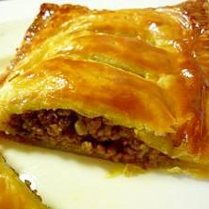 余ったカレーで カレーミートパイ レシピ 作り方 By ぽんぽんぷー 楽天レシピ